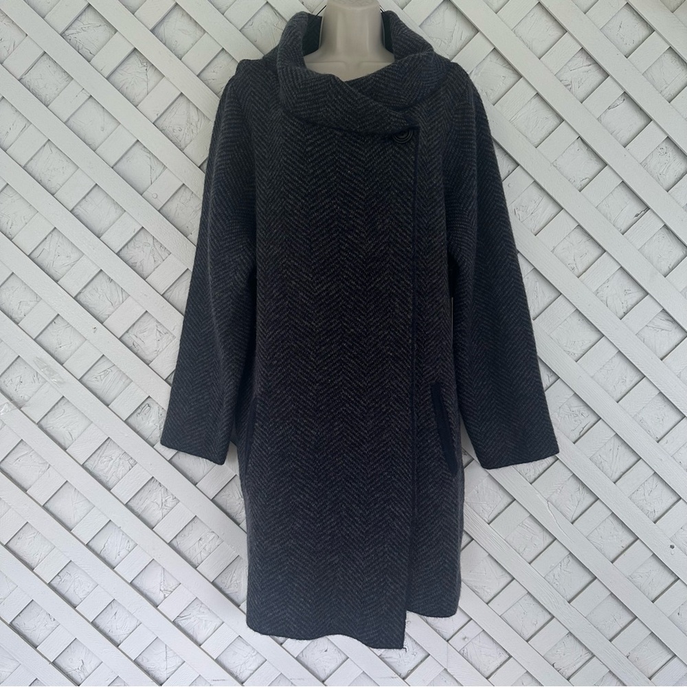 Max Studio Wool Blend Sweater Cardigan Cown Neck